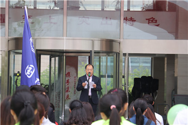 丛校长个人.jpg