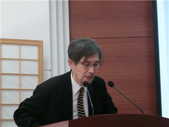 日方诗人代表讲话.jpg