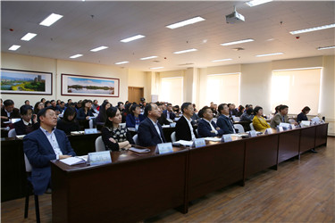 3-参会者们.jpg