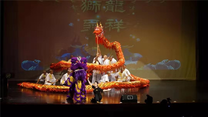 舞龙开场.jpg