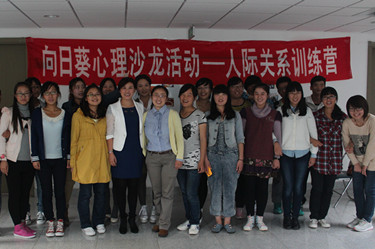 全体团员和指导老师的合影IMG_7442_.jpg