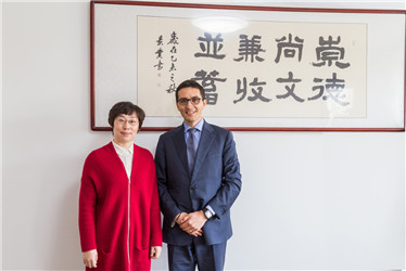 双人合影.jpg