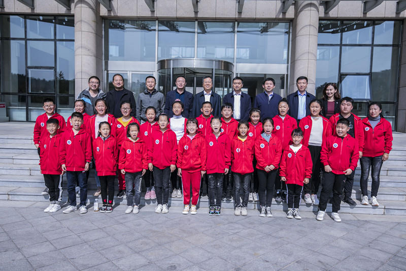 微信图片_20191021092853_副本.jpg