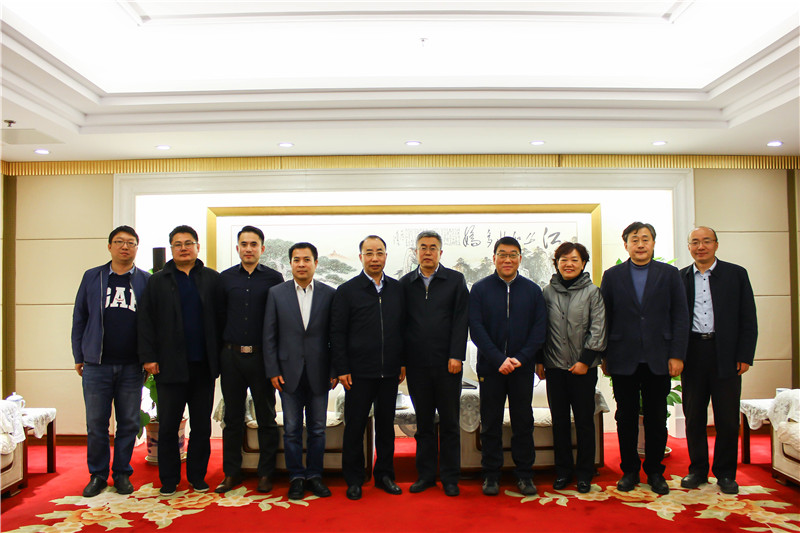 合影1.jpg