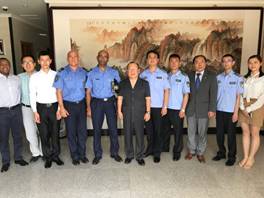 中国驻佛得角使馆_副本.jpg