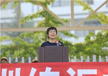 校长.jpg