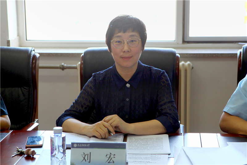 刘宏校长.jpg