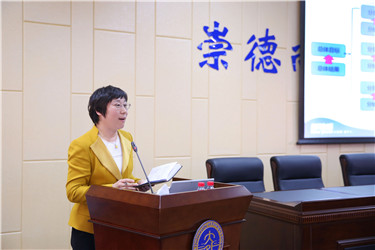 1-刘校长讲话.jpg
